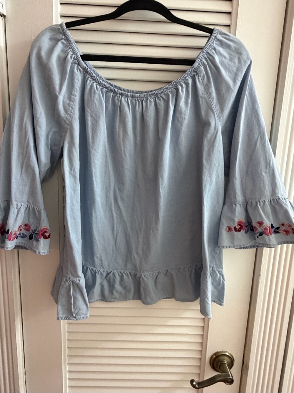 St. John's Bay Light Blue Off-Shoulder Embroidered Blouse Size XL